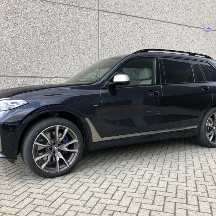 BMW X7 VP+VRFG70 vanf Bstijl privacy Glass.1