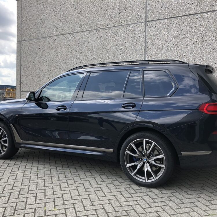 BMW X7 VP+VRFG70 vanf Bstijl privacy Glass.2