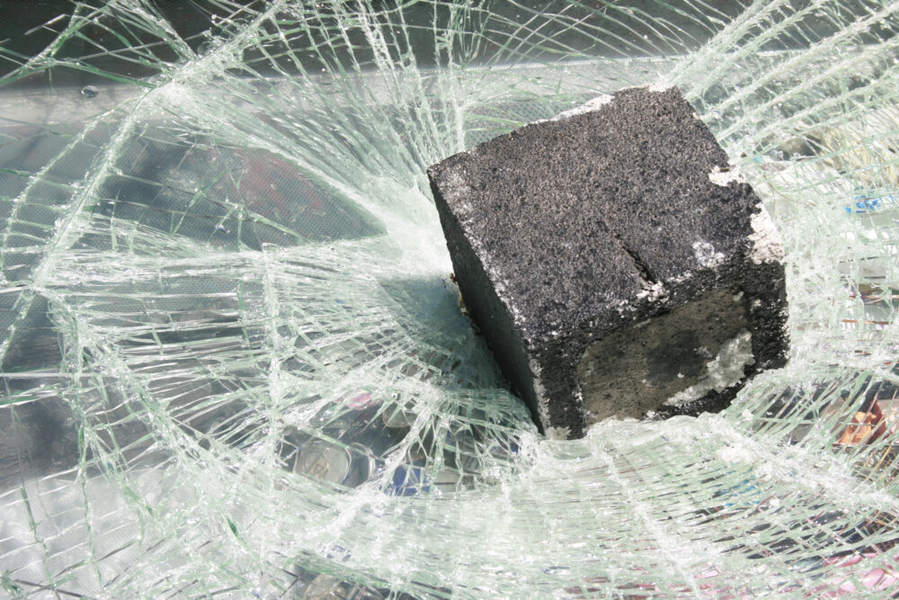 Doorvalveiligheidsglas kan schade voorkomen