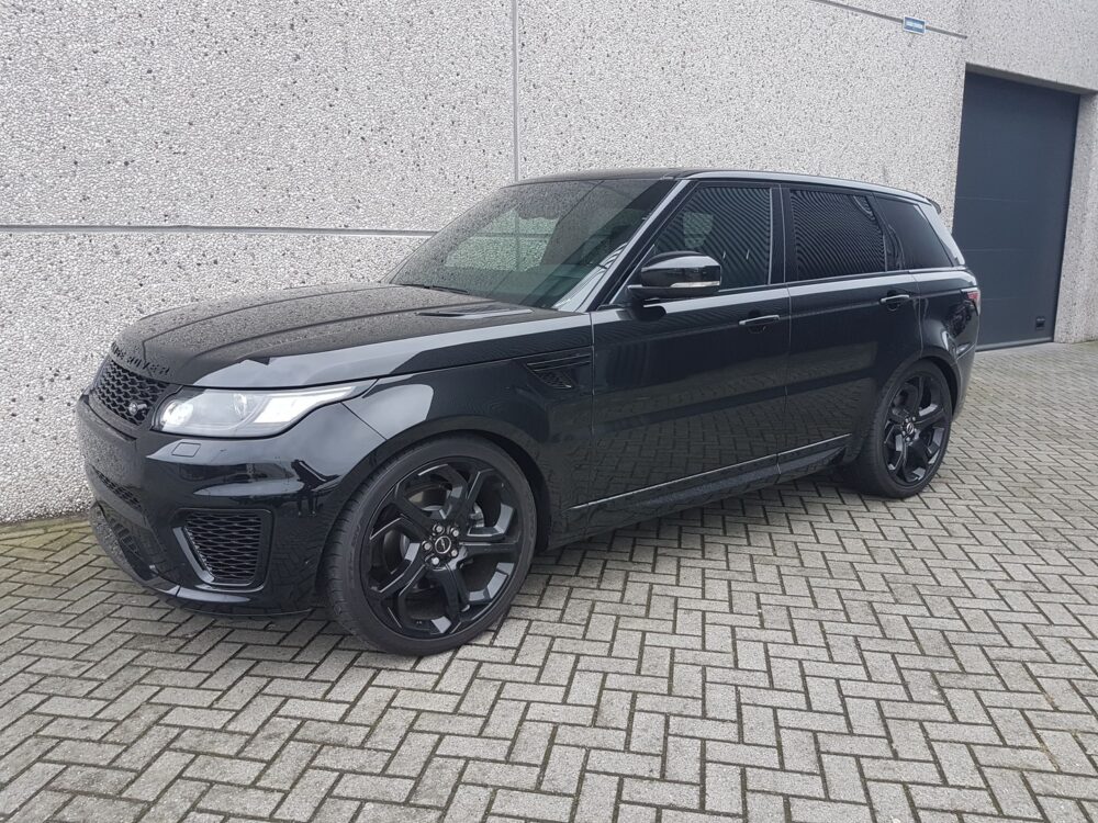 Range Rover Voorportieren en voorruit FG70 vanaf Bstijl Privacy Glass.1