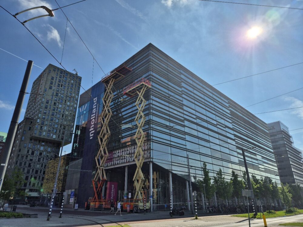 Spiegelfolie - Hogeschool Inholland