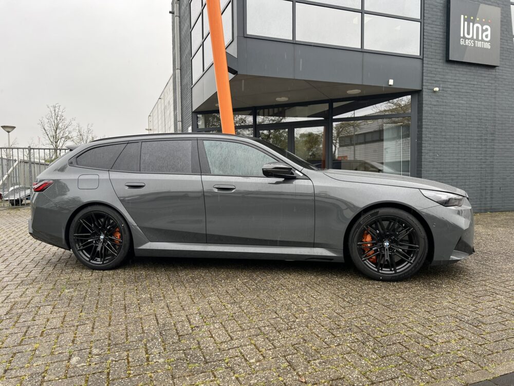 bmw m5 2070 rondom1