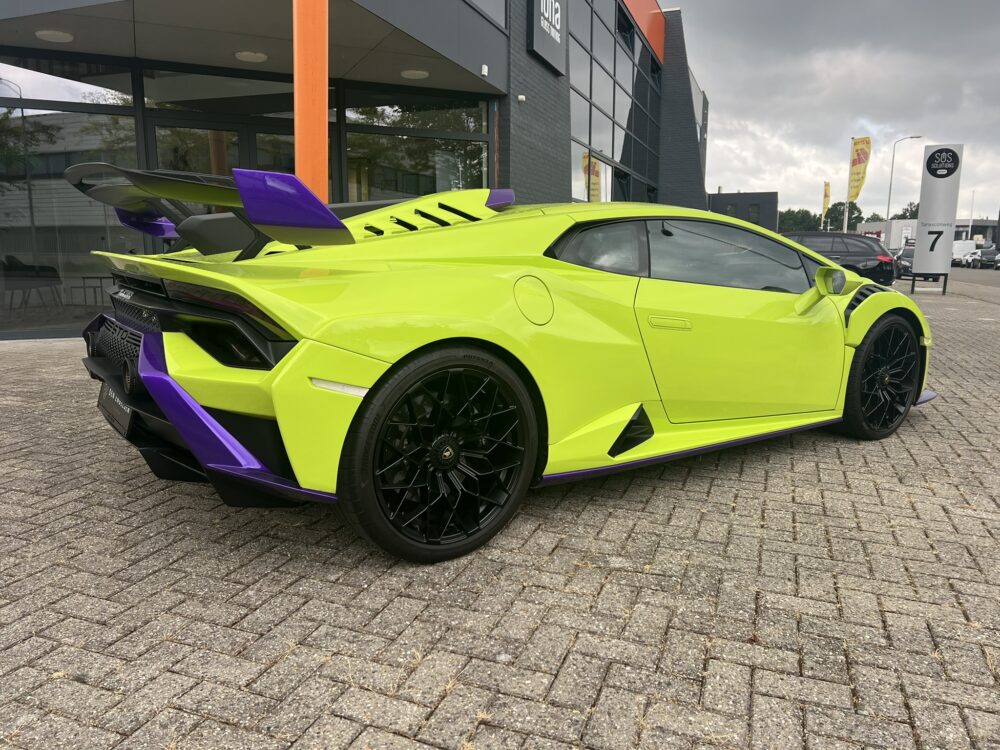 lambo huracan sto rondom 702