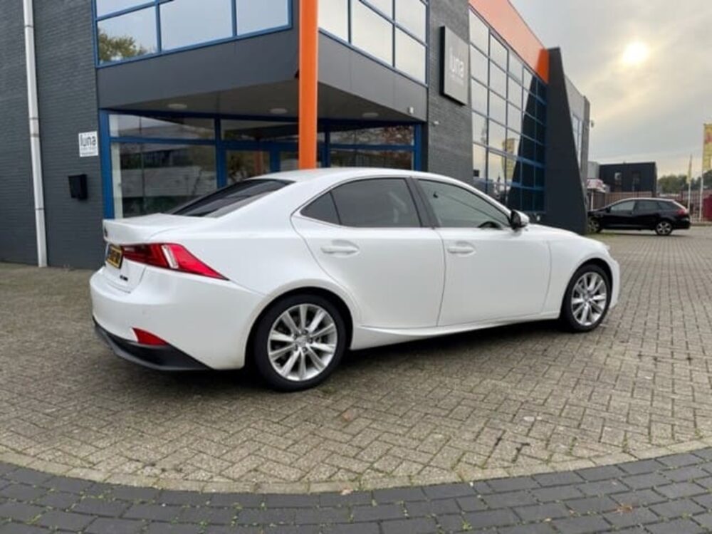 lexus is 300h bstijl20 vp50
